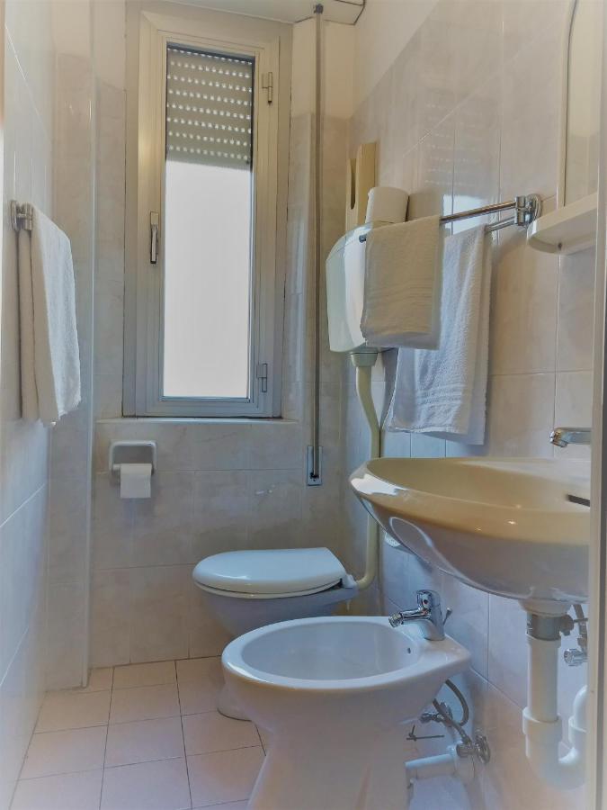 Hotel Casadei Rimini Buitenkant foto